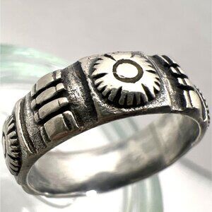 Vintage Sterling Silver Ring Sunburst Thailand Size 7 5 Oxidized